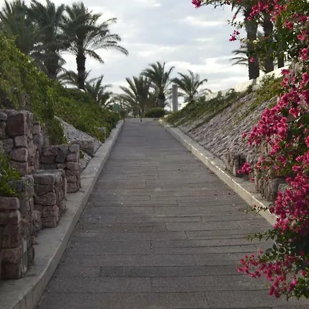 Cabo De Gata 公寓 *